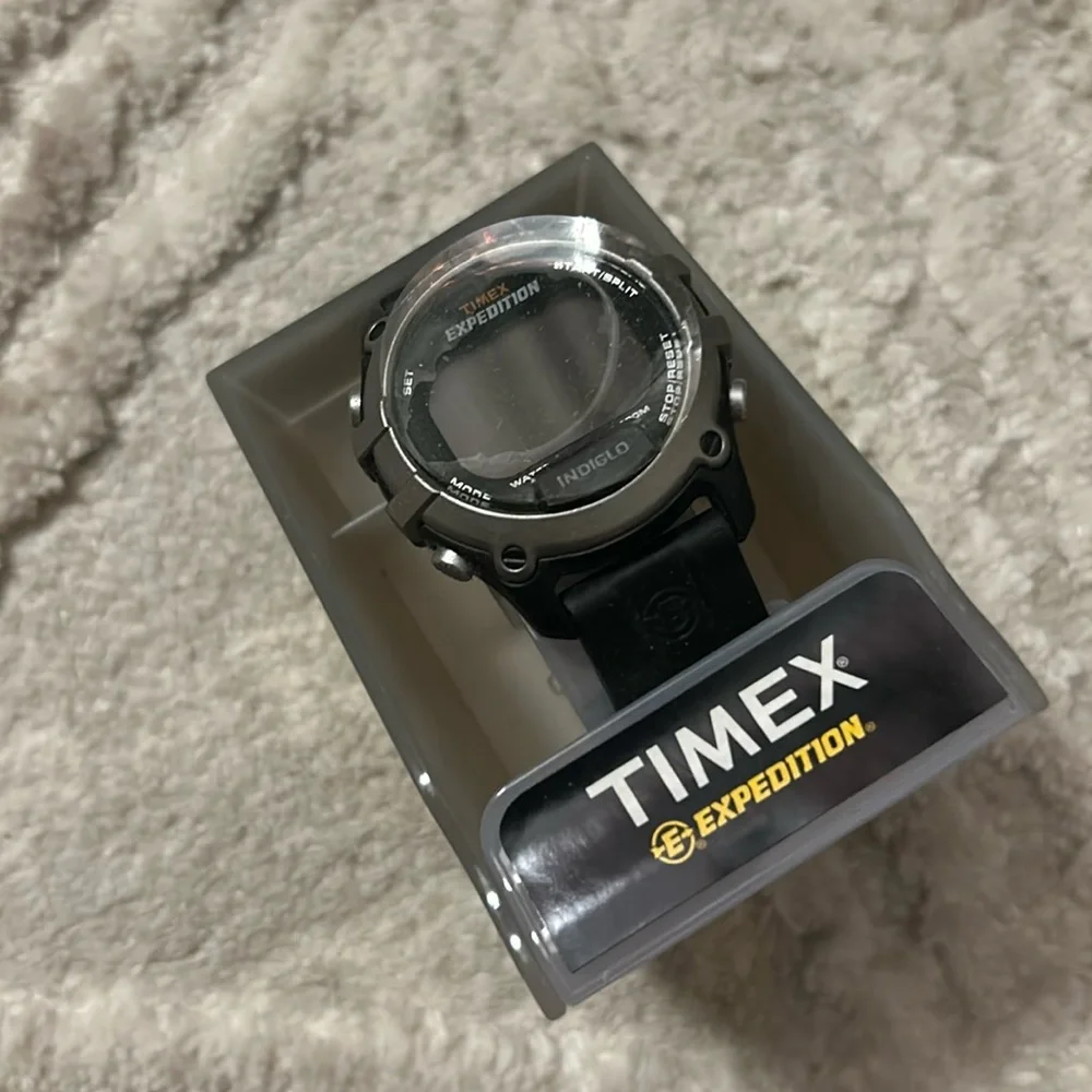 TIMEX Expedition watch water-resistant watch New in Package